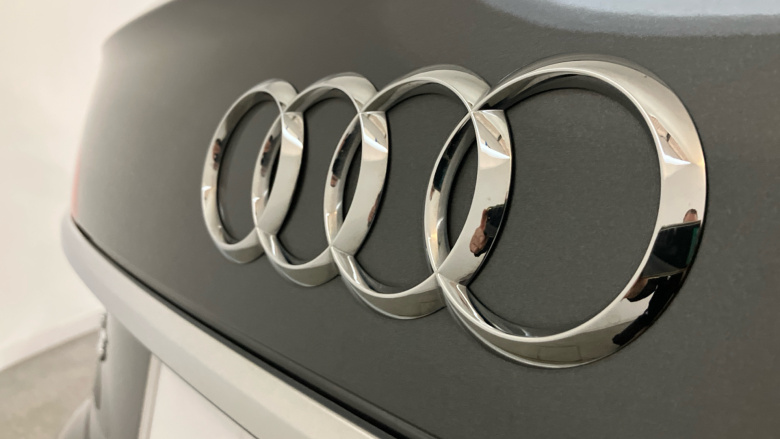 Audi Q5 40 TDI Quattro S Line 5dr S Tronic [Tech Pack Pro] Diesel Estate